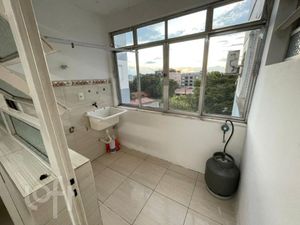 Image 17 - 270295