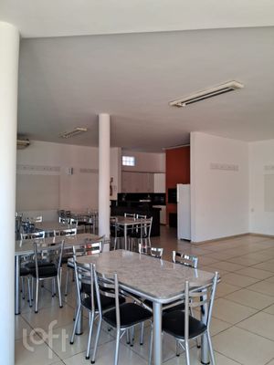 Image 19 - 270324