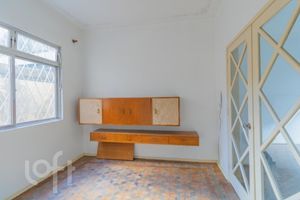 Image 4 - 270467