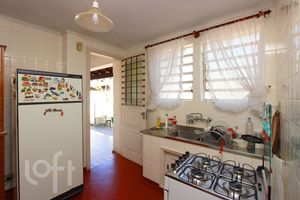 Image 15 - 270472