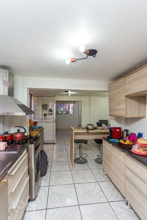 Image 35 - 270522