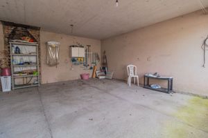 Image 33 - 270526