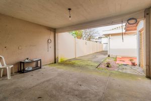 Image 34 - 270526