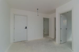 Image 3 - 270527