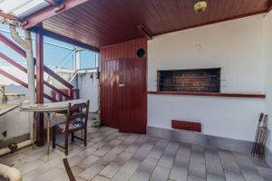 Image 28 - 270553