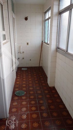 Image 35 - 270601