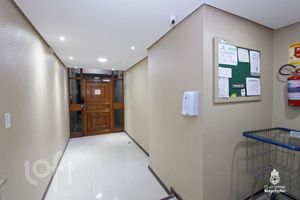 Image 13 - 270617
