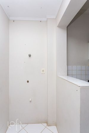 Image 11 - 270735