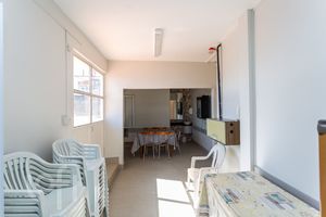 Image 19 - 270754