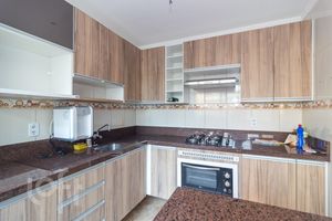 Image 21 - 270796