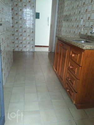 Image 7 - 270998