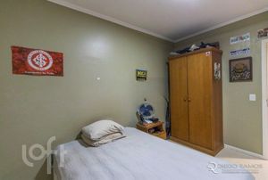Image 11 - 271055