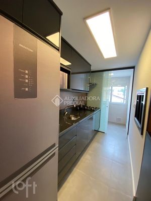 Image 23 - 271071