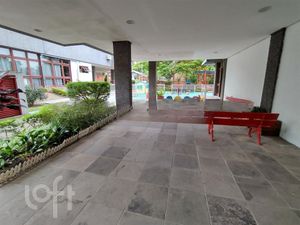 Image 46 - 271108