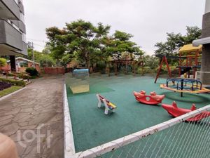 Image 45 - 271108