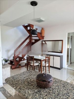 Image 14 - 271108