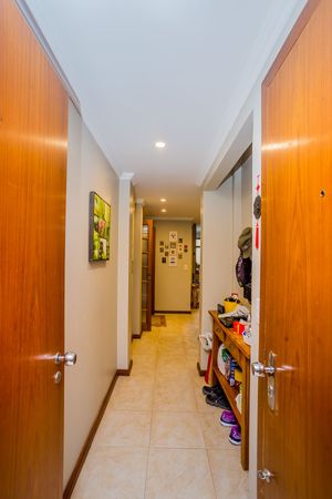 Image 30 - 271133