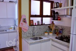 Image 30 - 271161