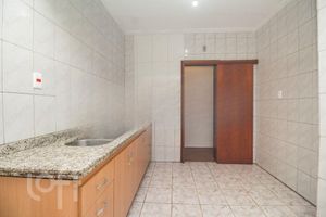 Image 13 - 271378