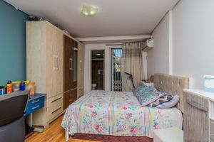 Image 9 - 271382