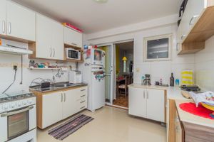 Image 14 - 271382