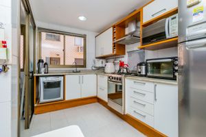 Image 30 - 271390