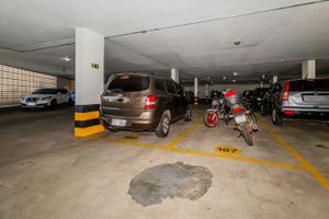 Image 35 - 271390