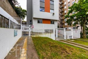 Image 19 - 272112