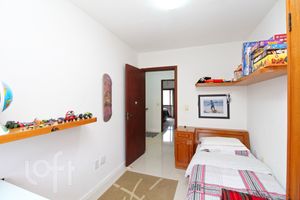 Image 21 - 272123
