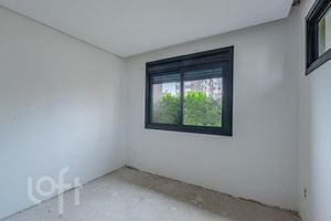 Image 23 - 272542