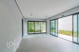 Image 42 - 272542