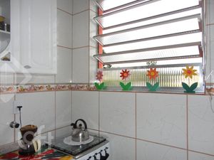 Image 5 - 272588