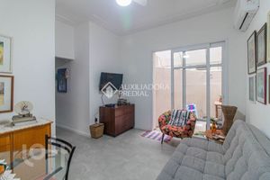 Image 21 - 272743