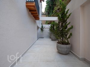 Image 39 - 272811