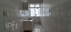 Image 7 - 272993