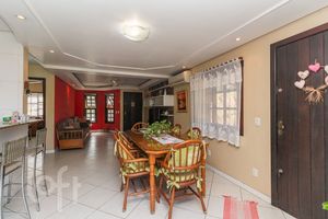Image 4 - 273251