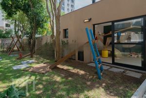Image 15 - 273507