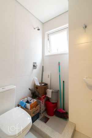 Image 39 - 273560