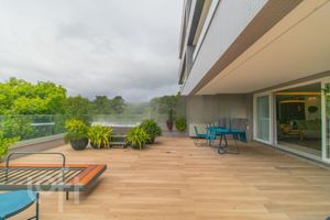 Image 10 - 273560