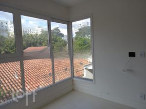 Image 11 - 273615