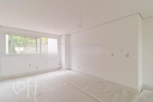 Image 15 - 273623