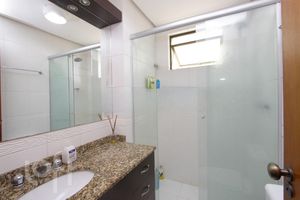 Image 19 - 273694
