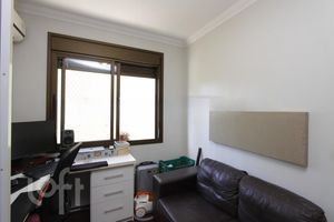 Image 12 - 273694
