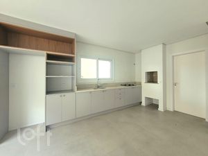 Image 23 - 274005