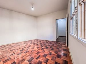 Image 19 - 274131