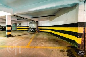 Image 15 - 274217