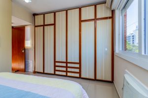 Image 11 - 274297