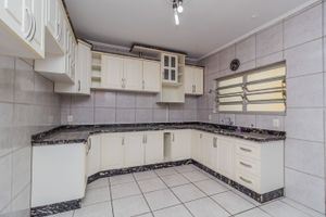 Image 22 - 274309