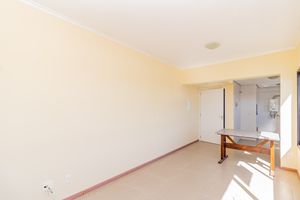 Image 3 - 274339
