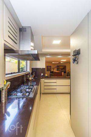 Image 33 - 274355